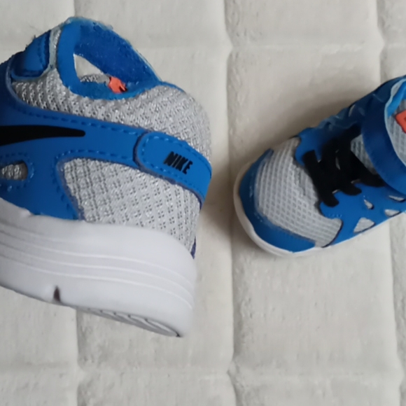 Nike #555084-014 Children's Unisex Running Shoe 👞 - Picture 15 of 16